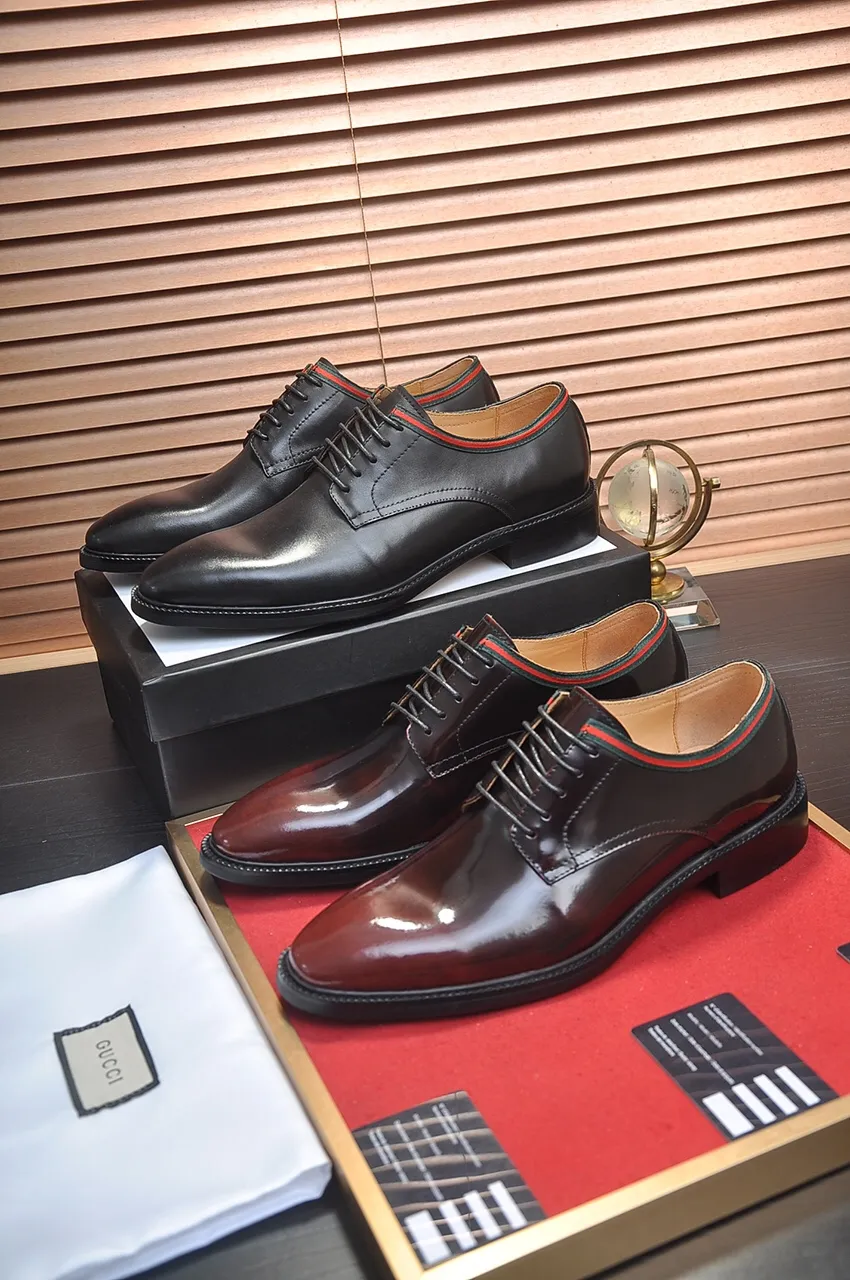 Men's shoes💰500💶Italy's top luxury men's shoe giant (GUCCI) (Gucci) (full cowhide lining) new arrival🍃Original European style🔰 Pleasant to the eye😍In order to make the shoes more durable and non-deformable🌀The production continues to follow traditional methods but there is still no lack of innovation💪Choose original sheepskin for the leather♻️ Smooth and natural And extra bright ⭐Made of imported cowhide, the first choice of rich people 38-45 (45 customized)